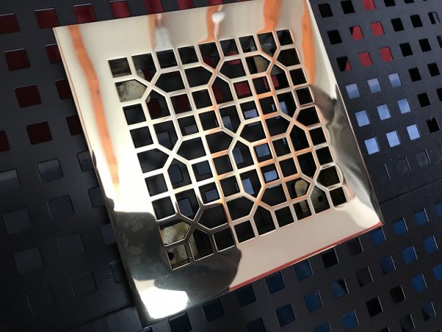 Решётка из нержавеющей стали