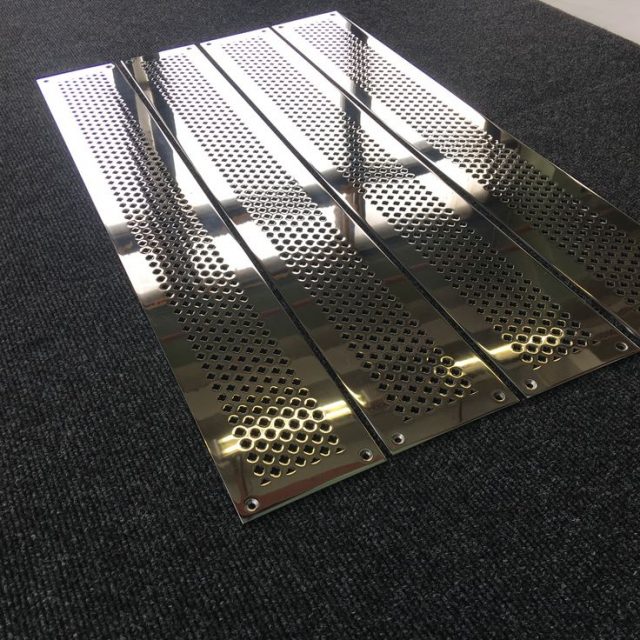 Решётка из нержавеющей стали